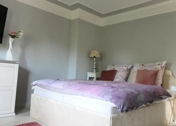 Ueber Den Daechern Lägenhet